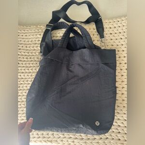 Black Tote Bag with Adjustable Strap lululemon